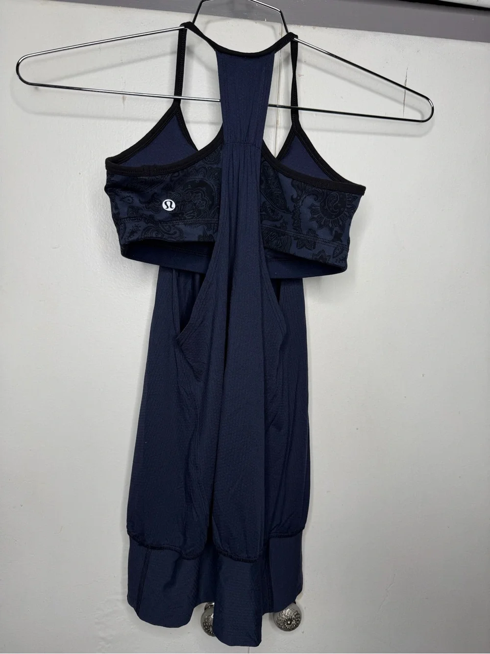 Lululemon C.Y.B. Tank size 4 built in sports bra lot of 7